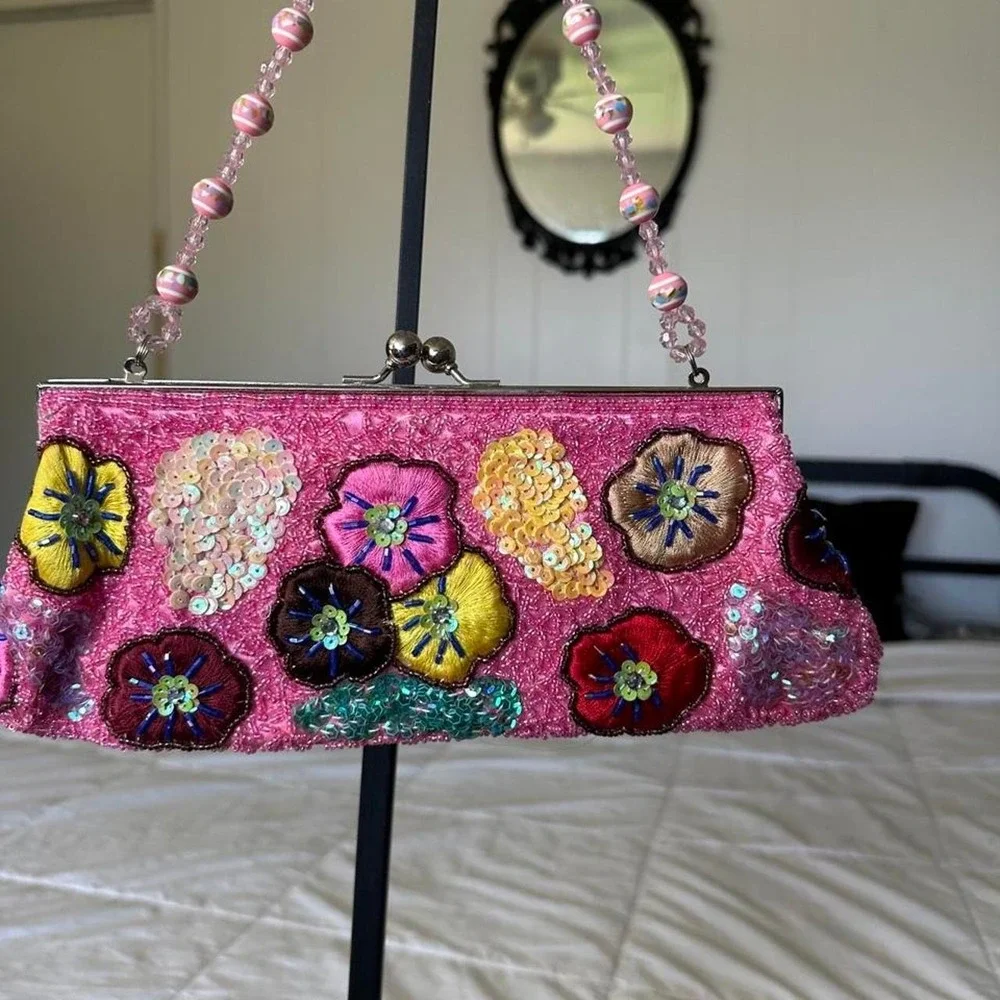 Pink floral beaded sequin clutch embroidered flowers y2k vintage fairy